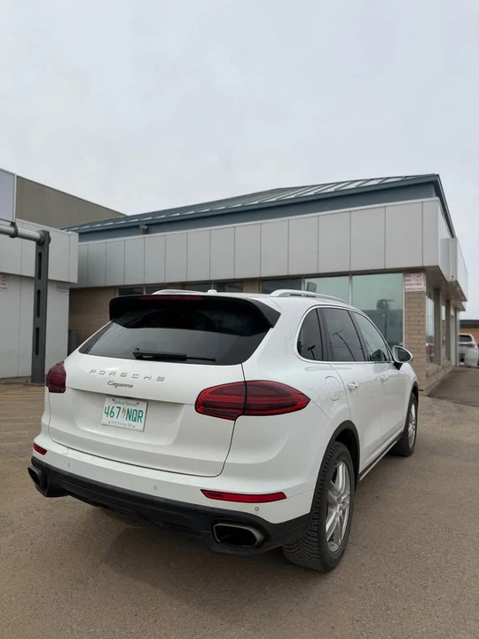 2016 Porsche 958 Cayenne - Image 4 of 11
