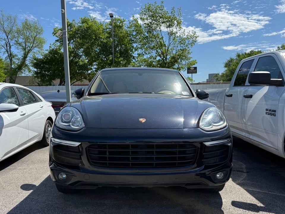 2016 Porsche 958 Cayenne - Image 2 of 7