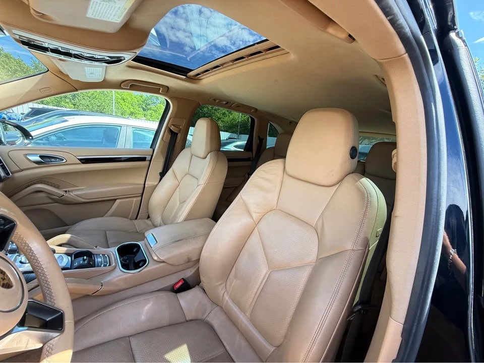 2016 Porsche 958 Cayenne - Image 6 of 7