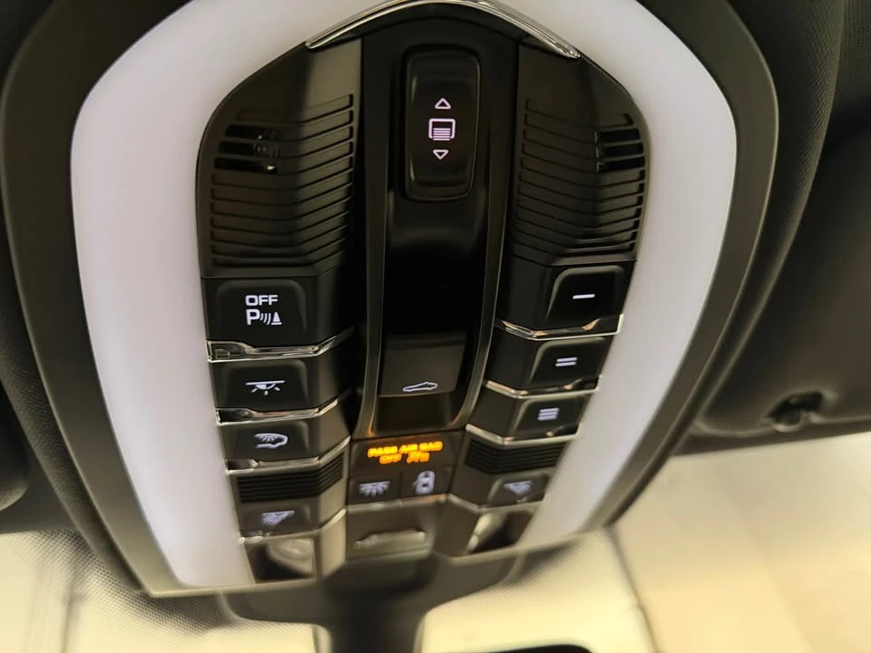 2016 Porsche 958 Cayenne - Image 19 of 19