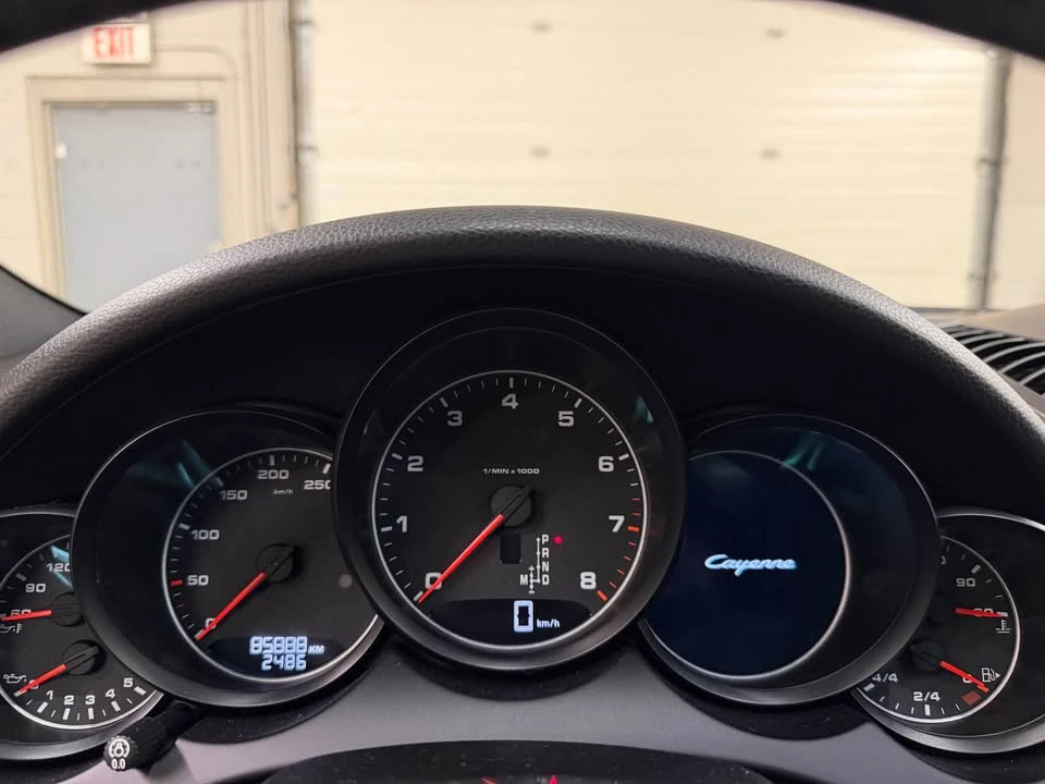 2016 Porsche 958 Cayenne - Image 14 of 19