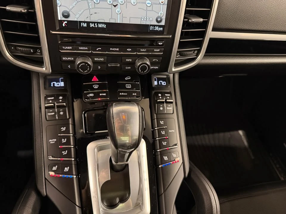 2016 Porsche 958 Cayenne - Image 18 of 19