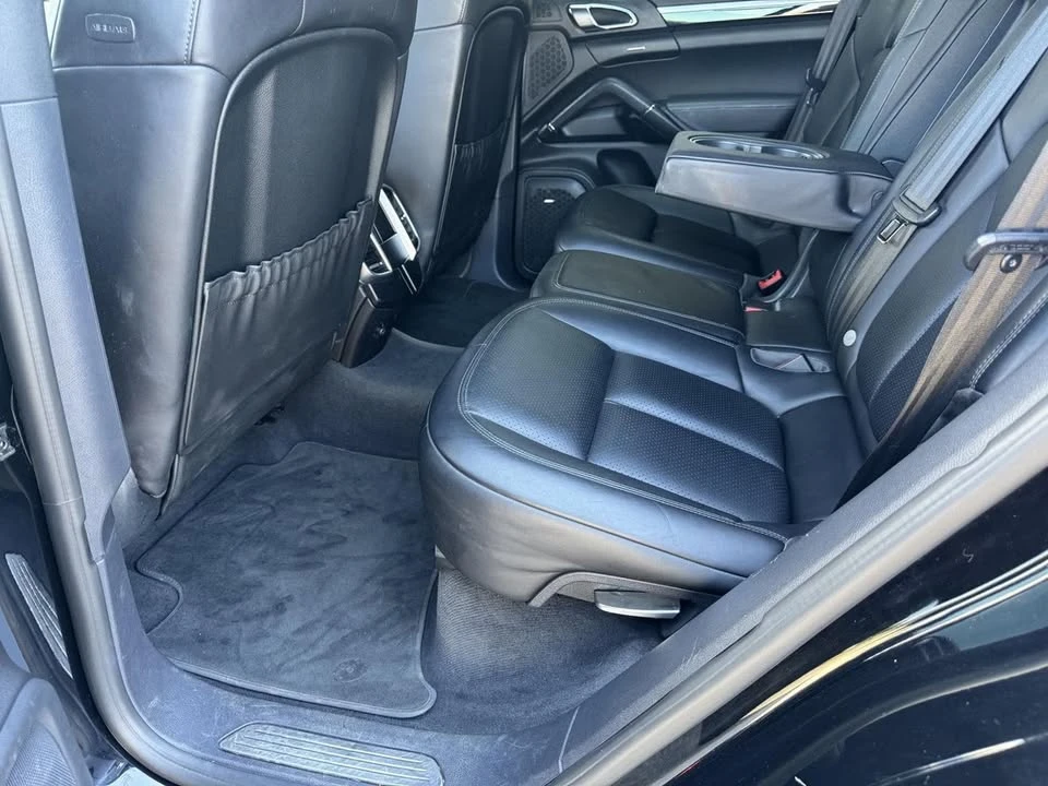 2016 Porsche 958 Cayenne - Image 12 of 14
