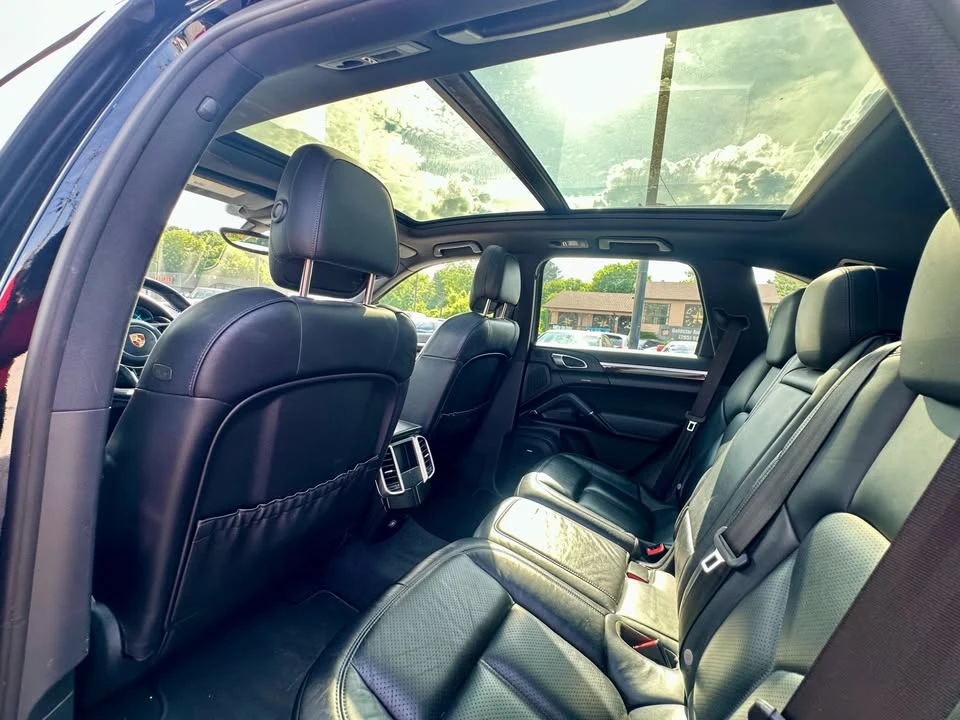 2016 Porsche 958 Cayenne - Image 7 of 9