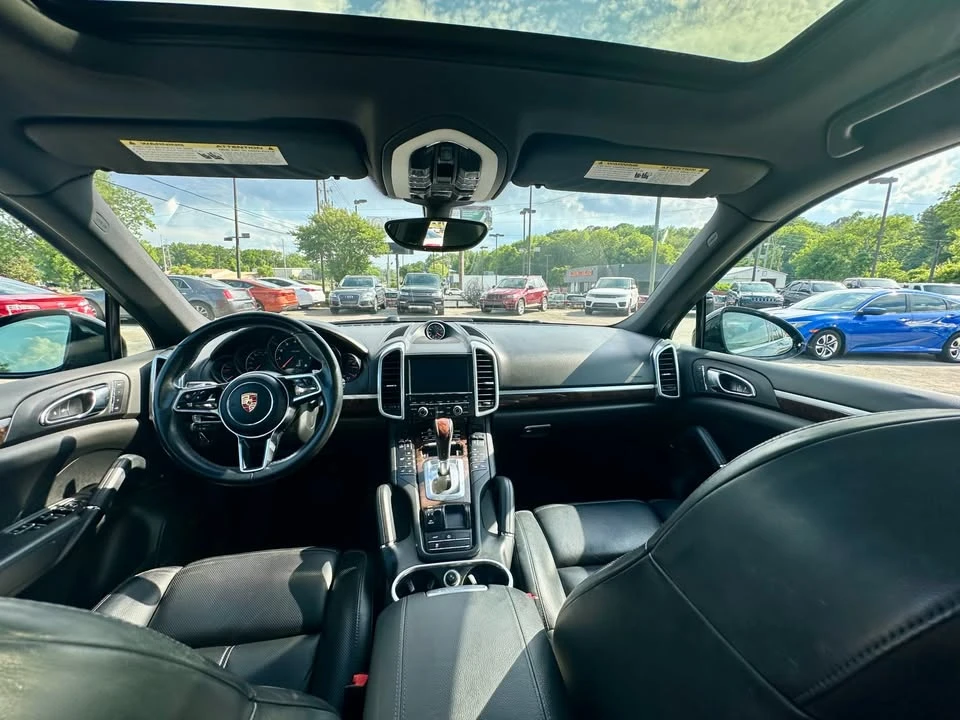 2016 Porsche 958 Cayenne - Image 8 of 9