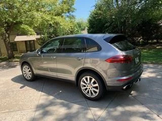 2016 Porsche 958 Cayenne - Image 2 of 14