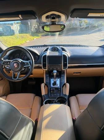 2016 Porsche 958 Cayenne - Image 9 of 9