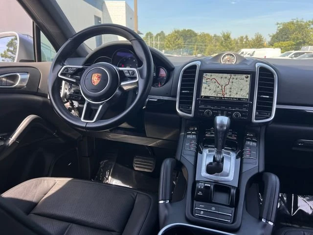 2016 Porsche 958 Cayenne - Image 13 of 17