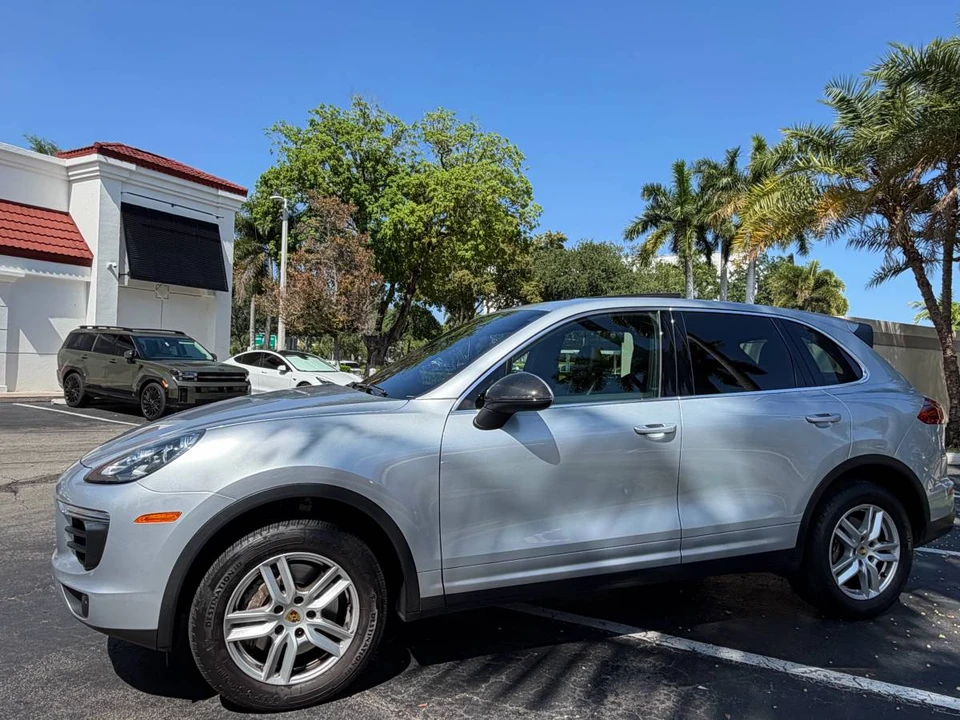 2016 Porsche 958 Cayenne - Image 3 of 20