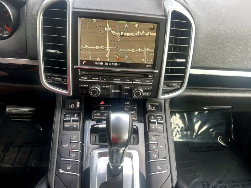 2016 Porsche 958 Cayenne - Image 18 of 21