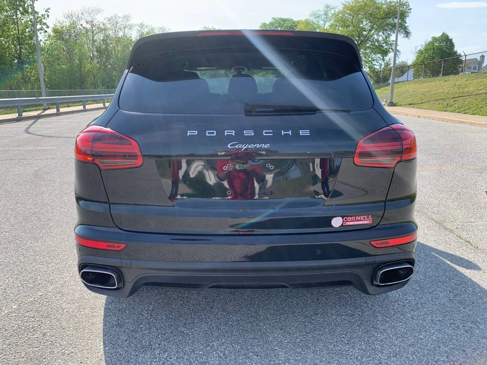 2016 Porsche 958 Cayenne - Image 8 of 23