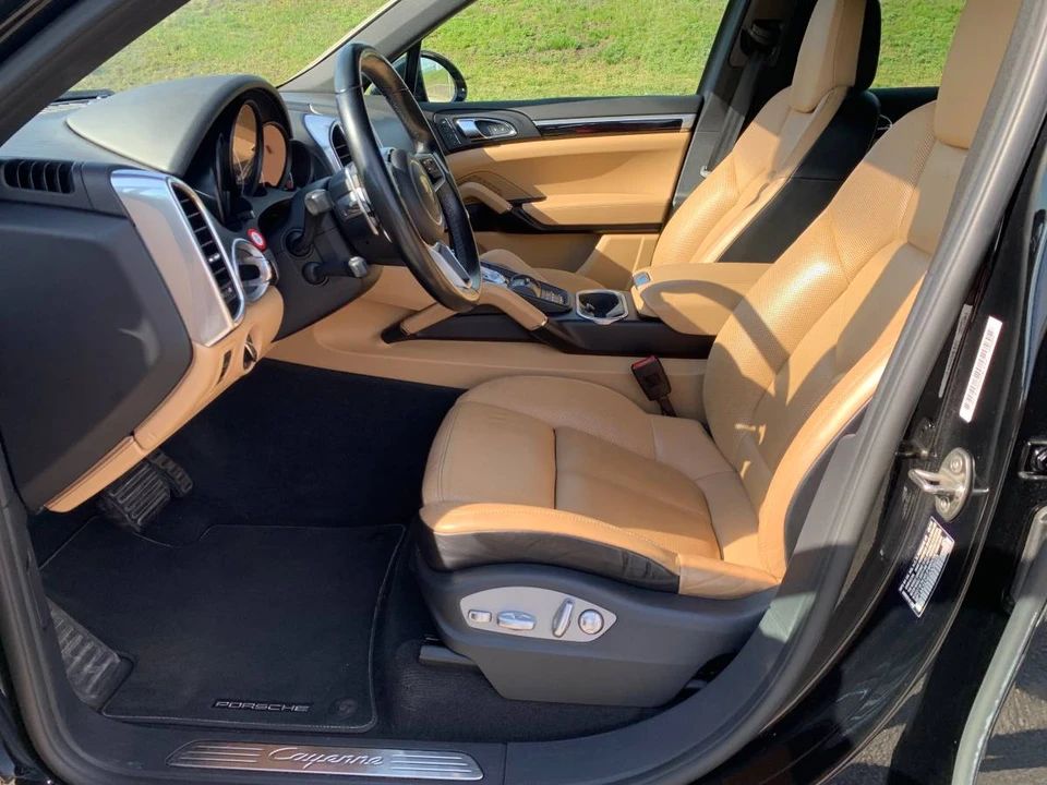 2016 Porsche 958 Cayenne - Image 11 of 23
