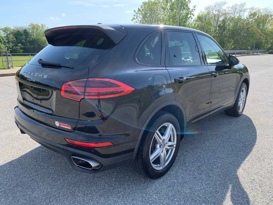 2016 Porsche 958 Cayenne - Image 7 of 23