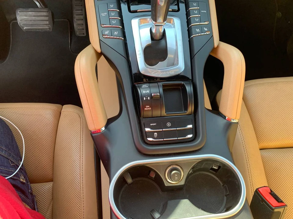 2016 Porsche 958 Cayenne - Image 19 of 23