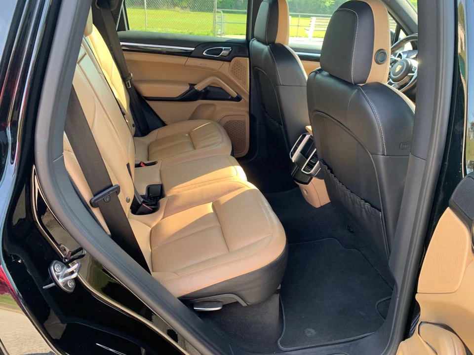 2016 Porsche 958 Cayenne - Image 15 of 23