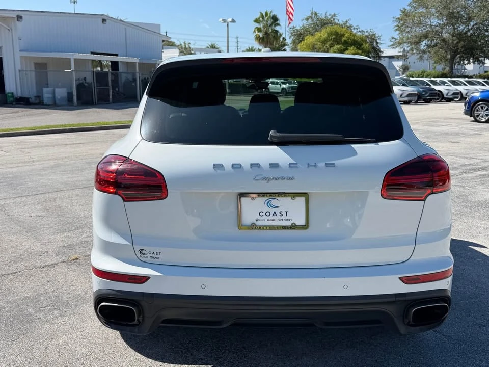 2016 Porsche 958 Cayenne - Image 6 of 18