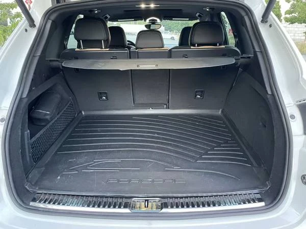 2016 Porsche 958 Cayenne - Image 9 of 10