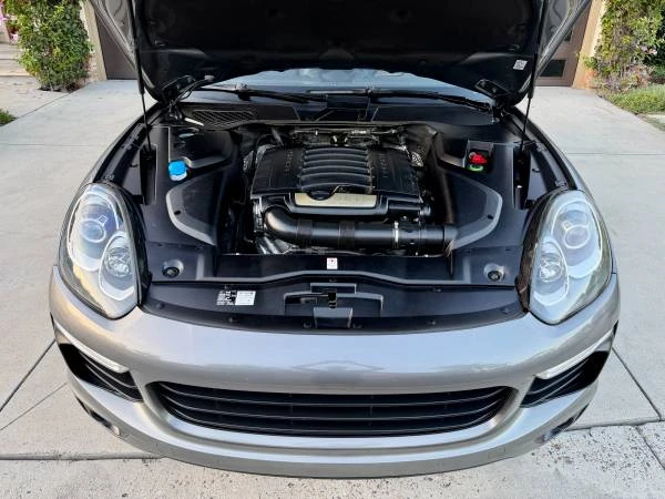 2016 Porsche 958 Cayenne - Image 9 of 21