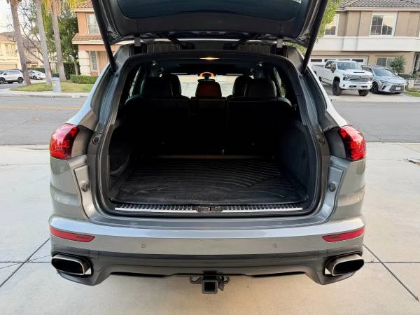 2016 Porsche 958 Cayenne - Image 8 of 21