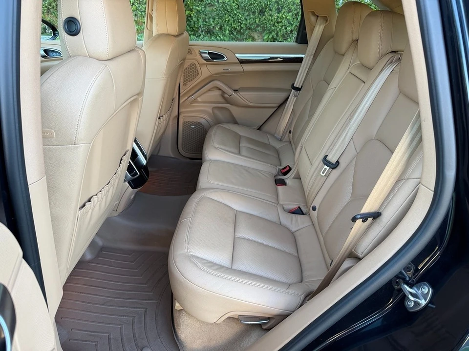 2016 Porsche 958 Cayenne - Image 18 of 21