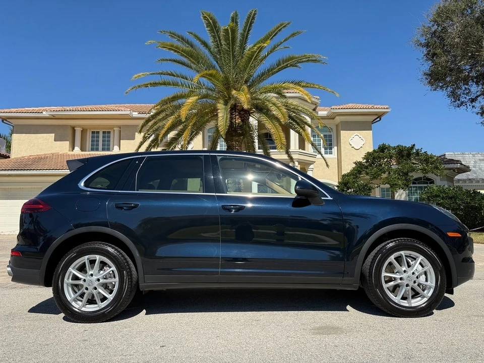 2016 Porsche 958 Cayenne - Image 2 of 21