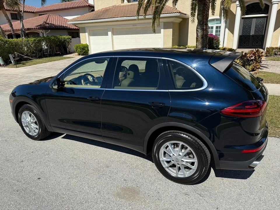 2016 Porsche 958 Cayenne - Image 6 of 21