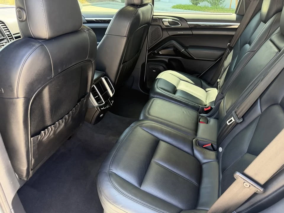2016 Porsche 958 Cayenne - Image 15 of 20
