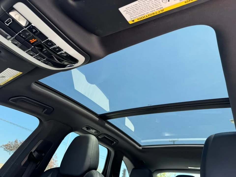 2016 Porsche 958 Cayenne - Image 16 of 20