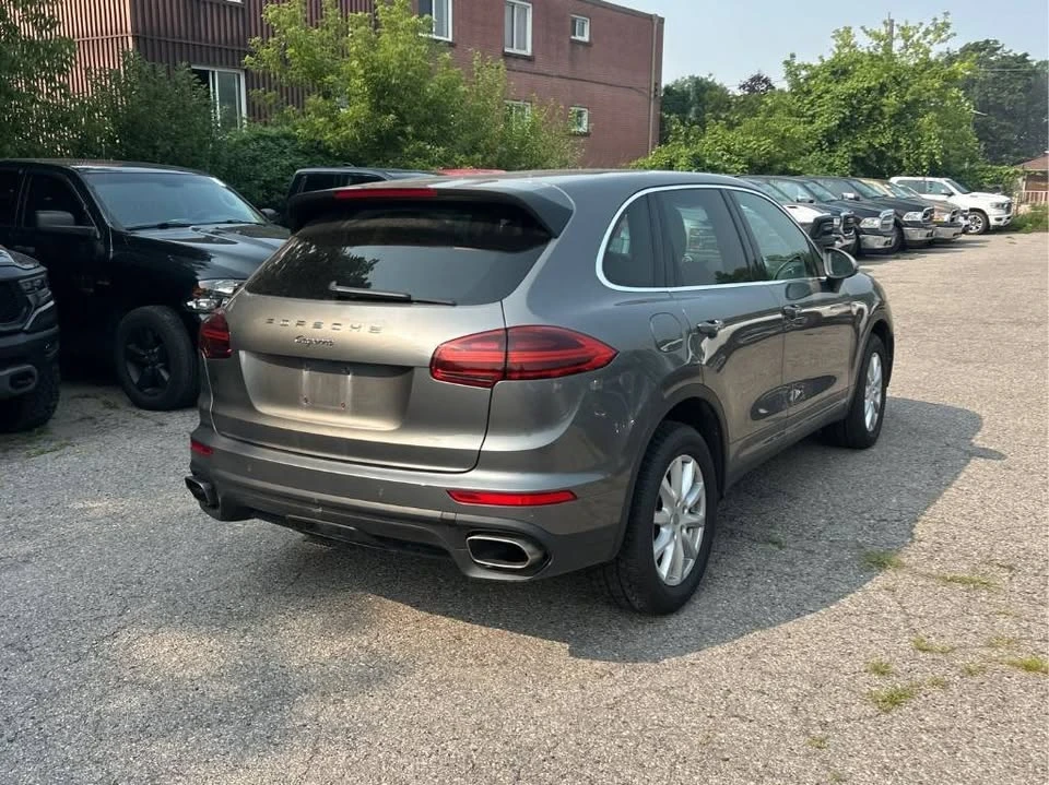 2016 Porsche 958 Cayenne - Image 10 of 14