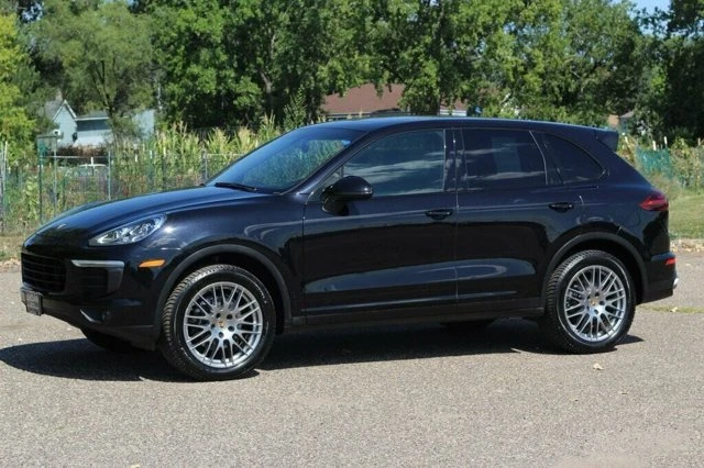 2016 Porsche 958 Cayenne - Image 19 of 20