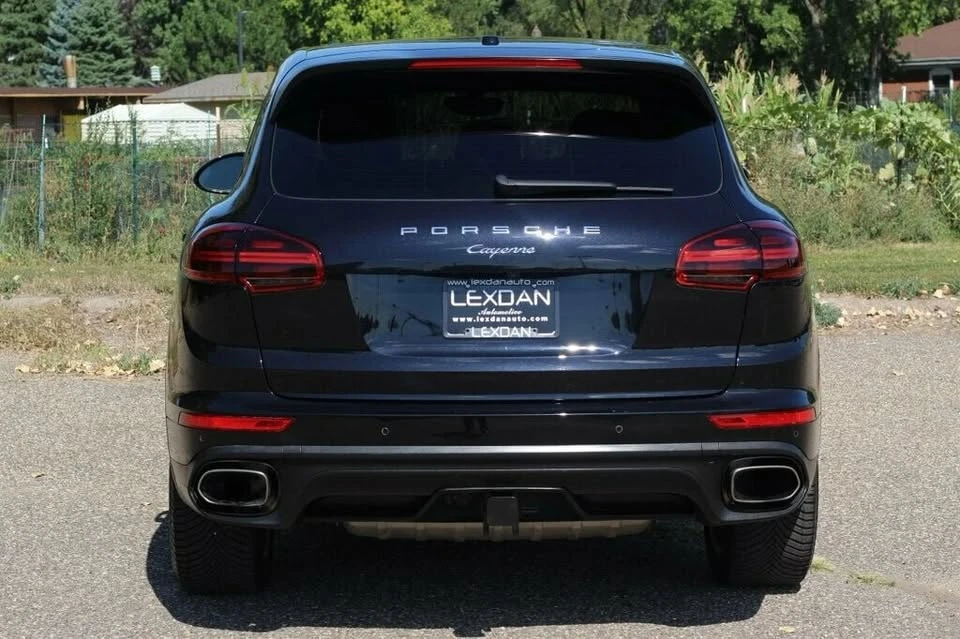 2016 Porsche 958 Cayenne - Image 4 of 15
