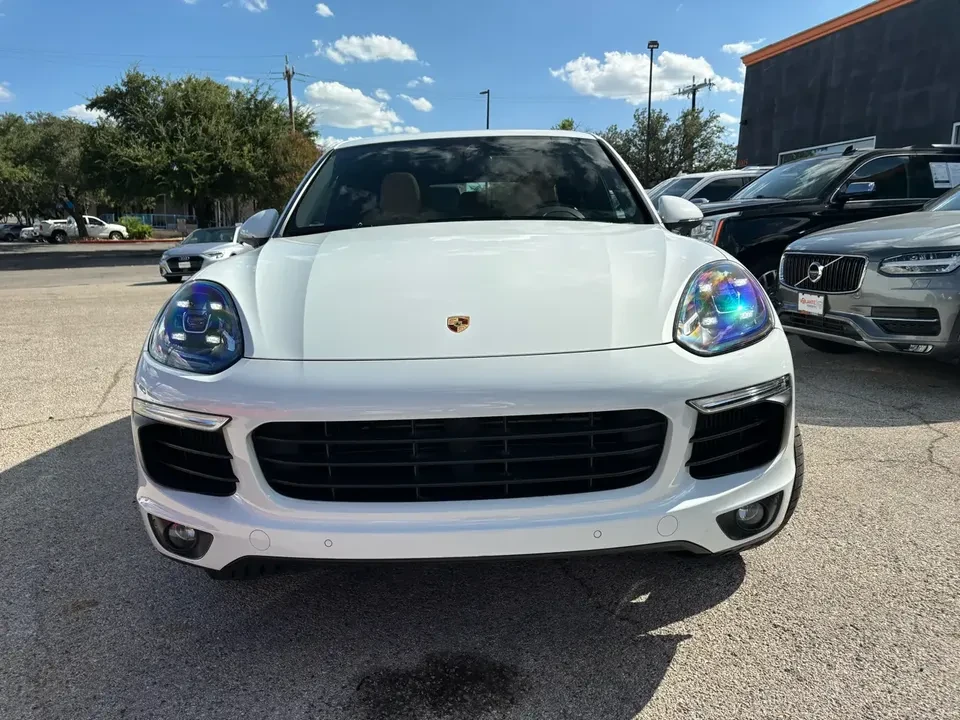 2016 Porsche 958 Cayenne S - Image 7 of 20