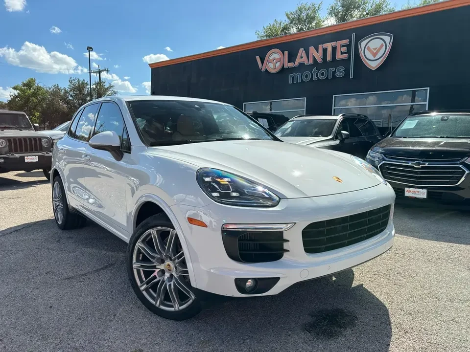 2016 Porsche 958 Cayenne S - Image 2 of 20