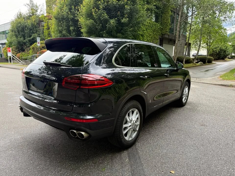 2016 Porsche 958 Cayenne S - Image 6 of 19
