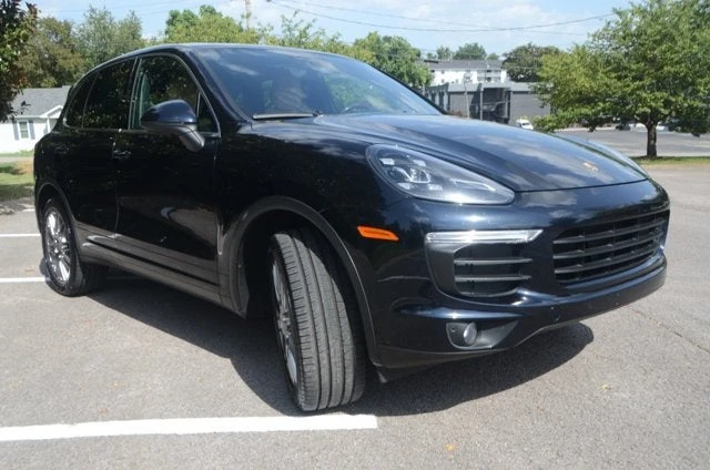 2016 Porsche 958 Cayenne - Image 9 of 25