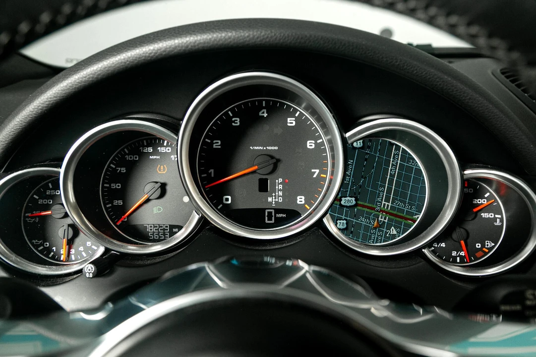 2016 Porsche 958 Cayenne - Image 15 of 21