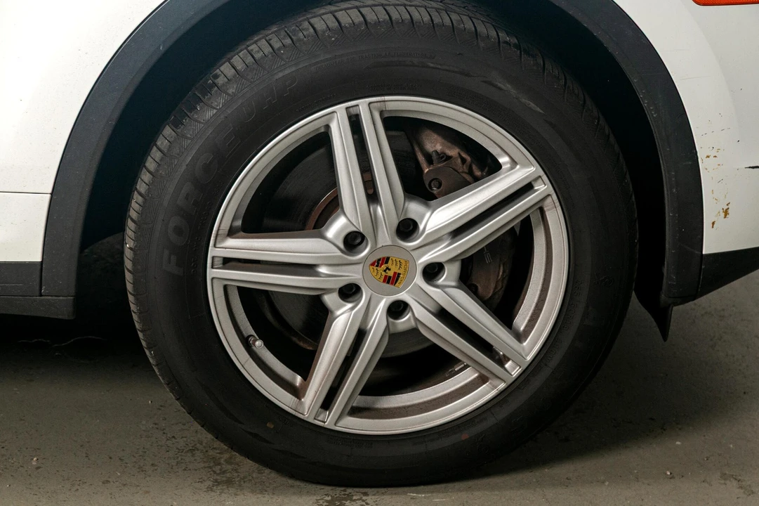 2016 Porsche 958 Cayenne - Image 20 of 21