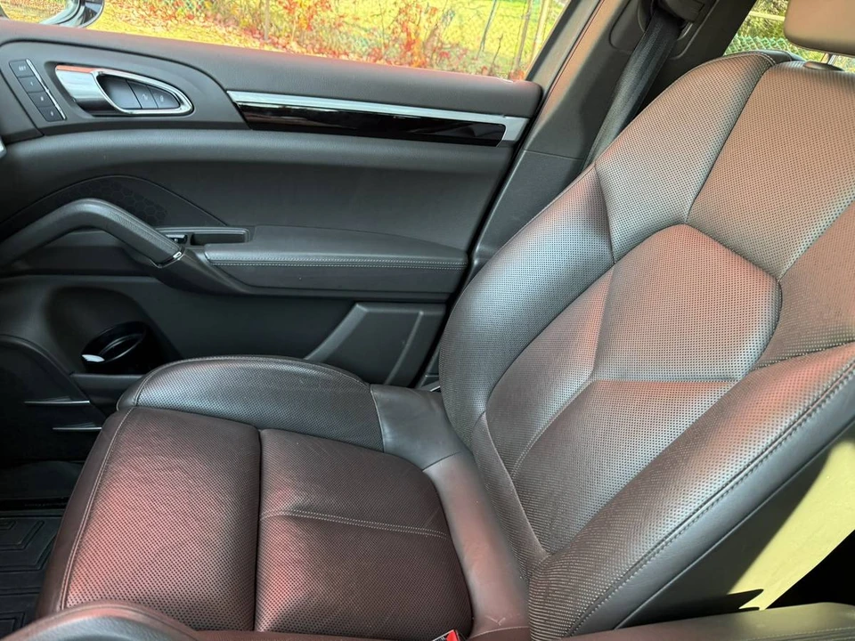 2016 Porsche 958 Cayenne - Image 22 of 24