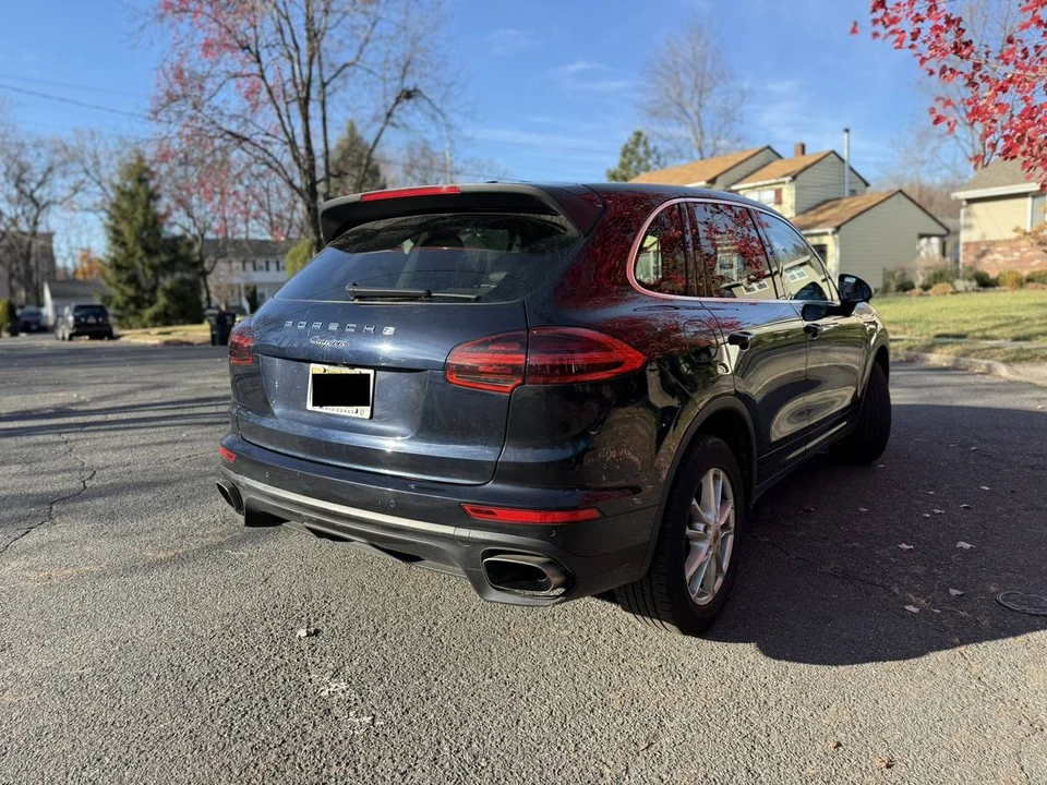 2016 Porsche 958 Cayenne - Image 7 of 24