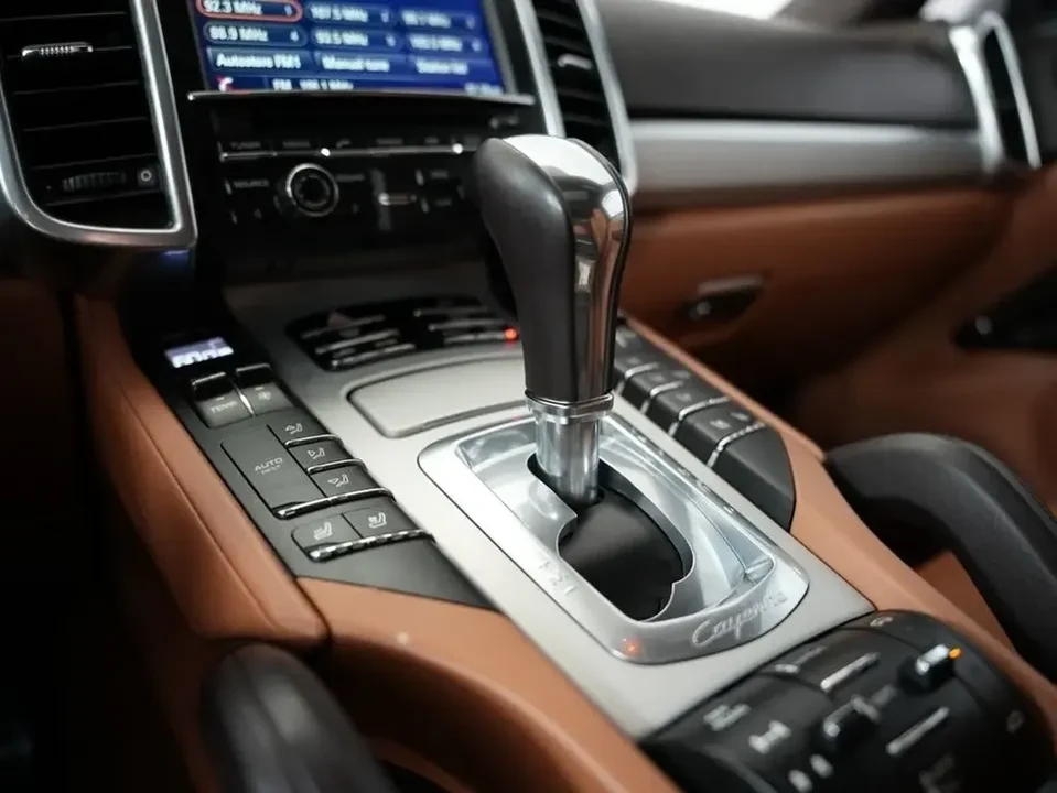 2016 Porsche 958 Cayenne GTS - Image 11 of 20