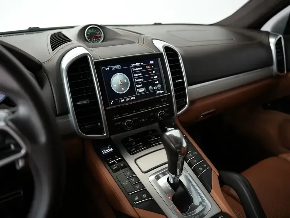 2016 Porsche 958 Cayenne GTS - Image 10 of 20