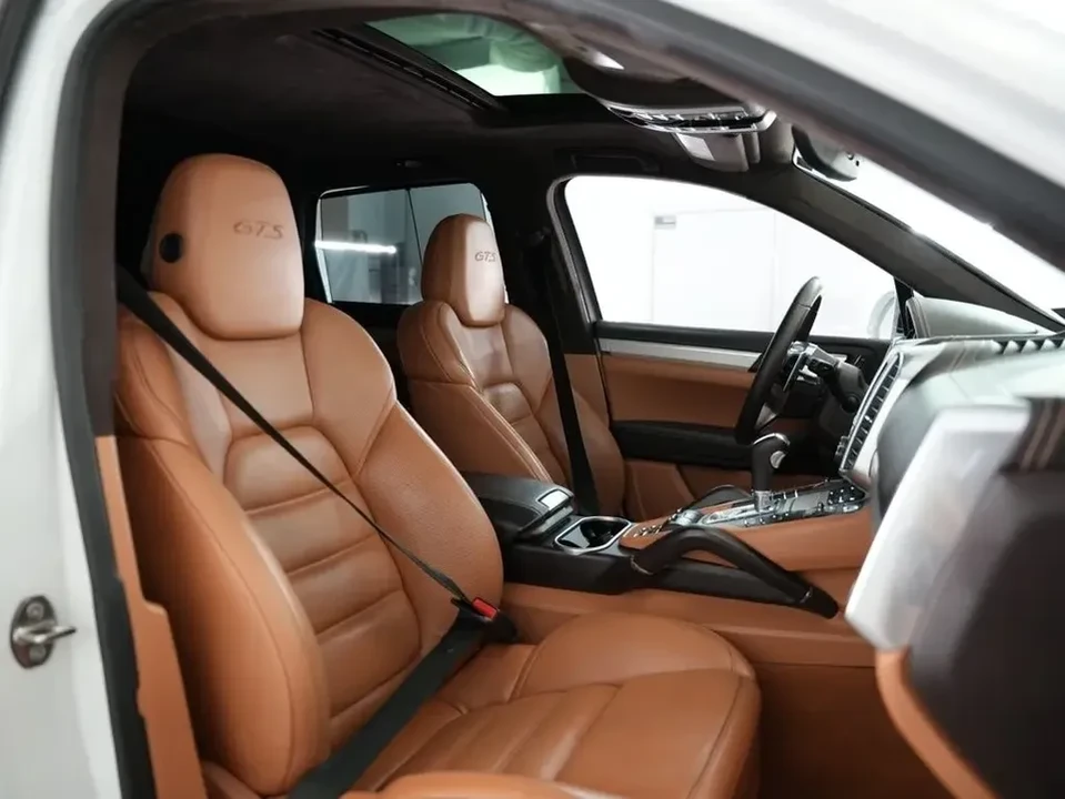 2016 Porsche 958 Cayenne GTS - Image 18 of 20