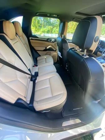 2016 Porsche 958 Cayenne - Image 14 of 21