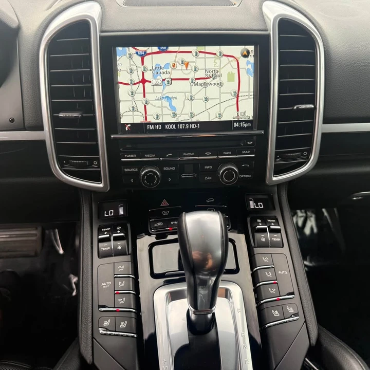 2016 Porsche 958 Cayenne - Image 12 of 16