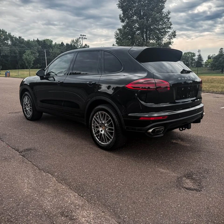 2016 Porsche 958 Cayenne - Image 7 of 16