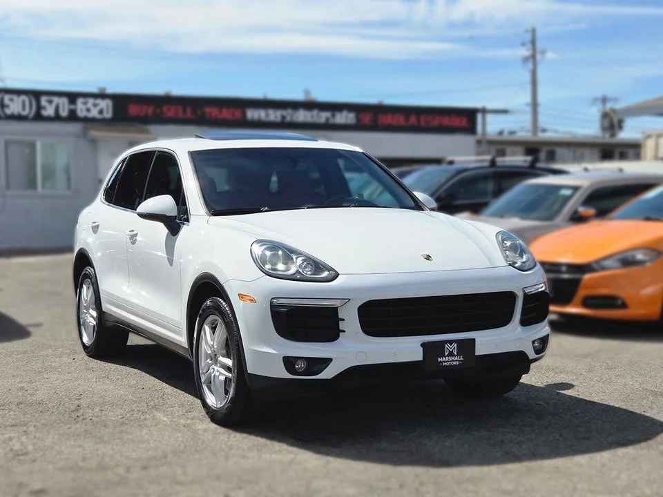 2016 Porsche 958 Cayenne - Image 2 of 20