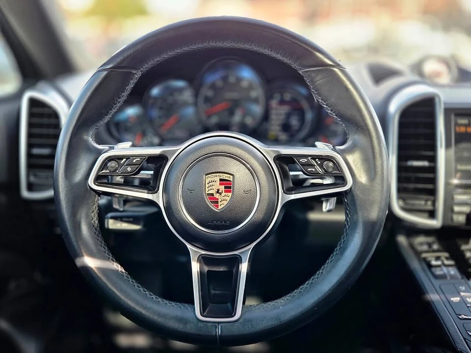 2016 Porsche 958 Cayenne - Image 11 of 20