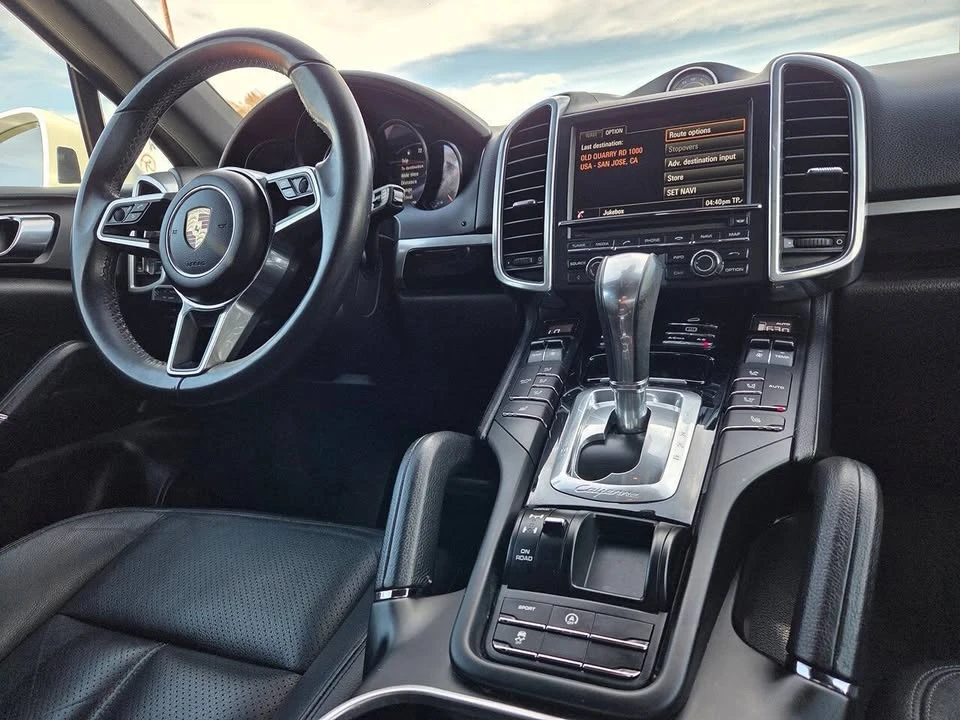 2016 Porsche 958 Cayenne - Image 16 of 20