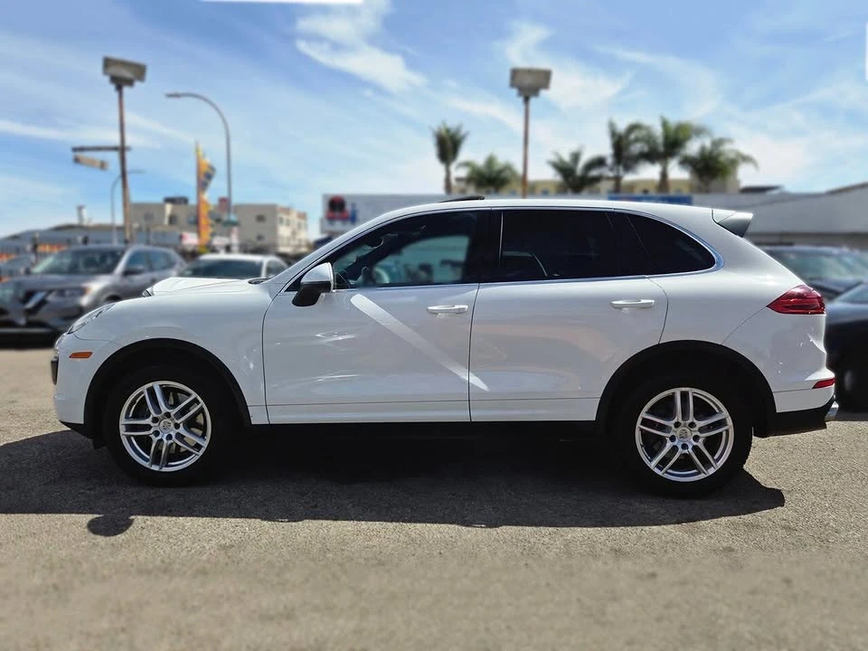 2016 Porsche 958 Cayenne - Image 7 of 20