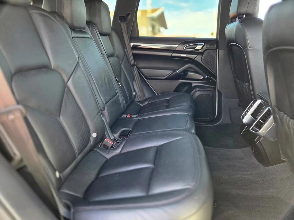 2016 Porsche 958 Cayenne - Image 17 of 20